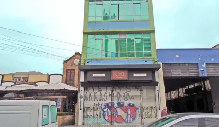 Prédio comercial em Santana com 670m². local excelente predio....