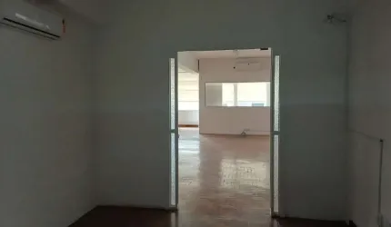 Sala Comercial 200 metros próximo ao metro República