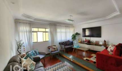 Apartamento no Condomínio Edifício Eduardo Prado na Barra Funda com 100m² 3 dormitórios 1 suíte 2 banheiros 2 vagas