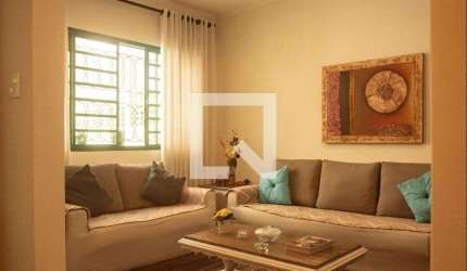 Casa à Venda - Chácara Inglesa, 3 Quartos,  160 m2