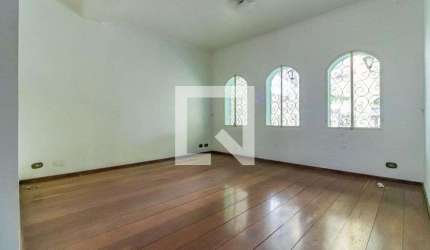 Casa à Venda - Saúde, 3 Quartos,  200 m2