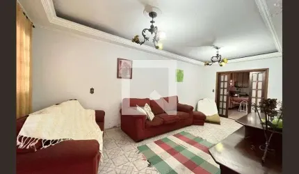 Casa à Venda - Vila Campestre, 7 Quartos,  252 m2
