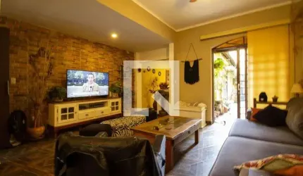 Casa à Venda - Cambuci, 2 Quartos,  140 m2