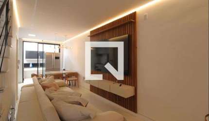 Casa à Venda - Jardim Marajoara , 3 Quartos,  123 m2