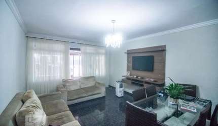 Casa à Venda - Vila Invernada, 2 Quartos,  400 m2