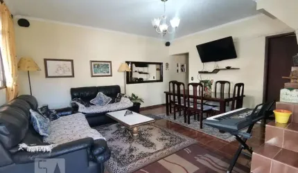 Casa à Venda - Vila Sônia, 3 Quartos,  218 m2
