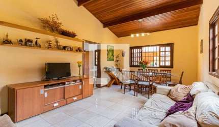 Casa à Venda - Socorro, 4 Quartos,  250 m2