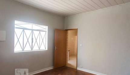 Casa à Venda - Bosque da Saúde, 2 Quartos,  210 m2