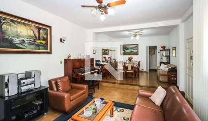 Casa à Venda - Bosque da Saúde, 3 Quartos,  210 m2