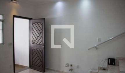 Casa à Venda - Vila Jacuí, 2 Quartos,  125 m2