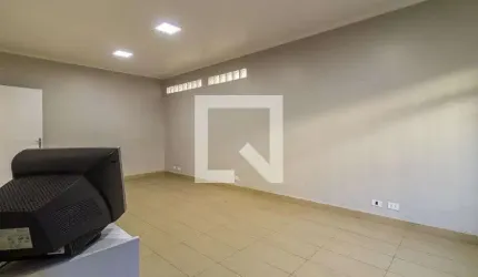 Casa à Venda - Vila Sônia, 3 Quartos,  240 m2