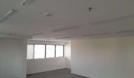 Sala à venda no Edifício Columbia Office Center