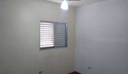 Imperdível a venda de 1 casa assobrada em Piqueri.