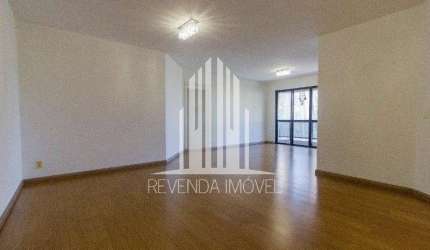 Apartamento de 121m² com 3 Quartos e 2 Vagas à Venda