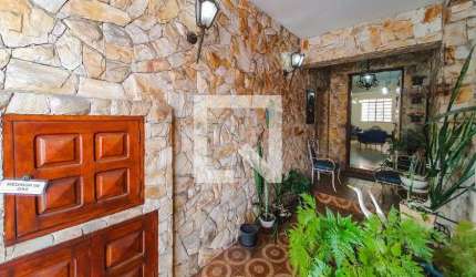 Casa à Venda - Cambuci, 3 Quartos,  200 m2