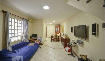 Casa à Venda - Bosque da Saúde, 3 Quartos,  179 m2