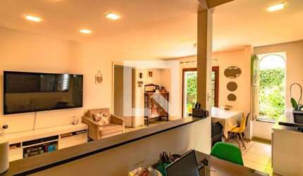 Casa à Venda - Chácara Inglesa, 3 Quartos,  180 m2