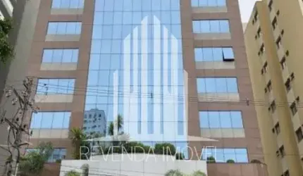Sala Comercial à Venda ou Locação na Vila Mariana, São Paulo-SP: 1 sala, 1 banheiro, 1 vaga, 30m² de área.