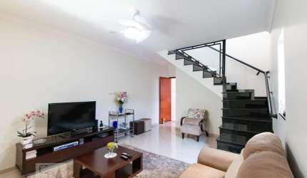 Casa à Venda - Cidade Patriarca, 3 Quartos,  210 m2