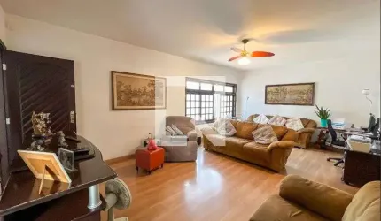 Casa à Venda - Vila Mangalot, 3 Quartos,  225 m2