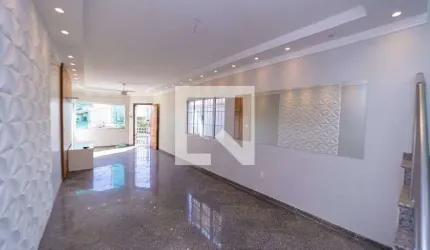 Casa à Venda - Cidade Patriarca, 3 Quartos,  225 m2