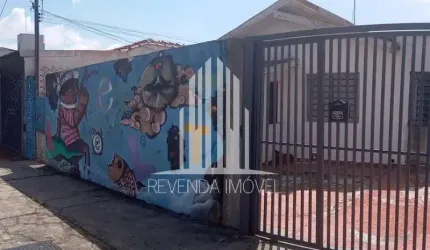 Casa Comercial para Locação na Vila Romana, São Paulo-SP: 5 Quartos, 1 Suíte, 2 Banheiros, 2 Vagas de Garagem, 300 m².