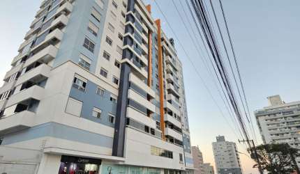 Apartamento mobiliado 03 dormitórios  em Barreiros- São Jose.