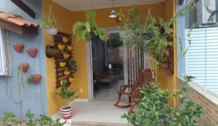 Casa em condomínio fechado com 3 quartos à venda na Rua Jockey Club, Parque Jockey Clube, Lauro de Freitas, 10 m2 por R$ 550.000