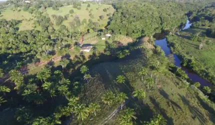 Fazenda à venda na Valença, Centro, Valença, 70 m2 por R$ 700.000