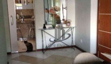 Excelente cobertura DUPLEX  com 3 quartos à venda, 208 m² por R$ 890.000 - Aterrado - Volta Redonda/RJ