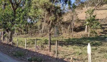 Excelente Chácara com 21.000 m²  - São José do Turvo - Barra do Piraí/RJ