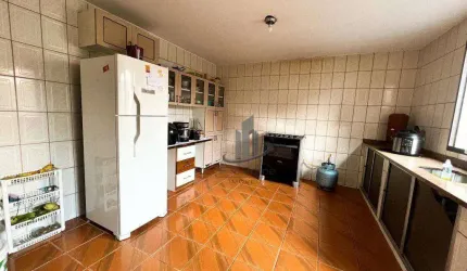 Excelente casa com 3 quartos à venda, no bairro Jardim Belvedere em Volta Redonda.