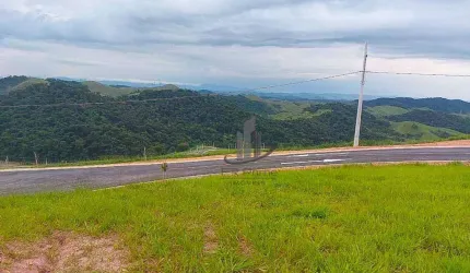 Maravilhoso Terreno à venda no Condomínio Residencial Reserva do Valle.