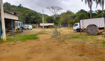 Excelente GALPÃO à venda na BR393, em Barra do Piraí!!