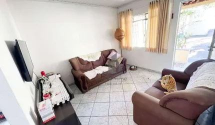 Ótima casa à venda no bairro Mangueira, em Barra Mansa!!
