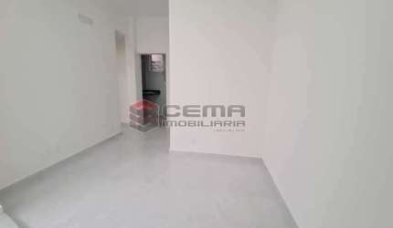 Apartamento com 1 quarto à venda na Rua Artur Bernardes, Catete, Rio de Janeiro, 40 m2 por R$ 490.000