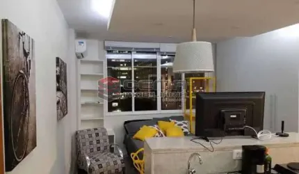 Kitnet / Stúdio à venda na Avenida Gomes Freire, Centro, Rio de Janeiro, 26 m2 por R$ 290.000