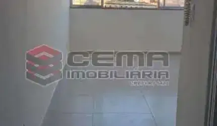 Kitnet / Stúdio à venda na Rua Marquês de Pombal, Centro, Rio de Janeiro, 24 m2 por R$ 180.000
