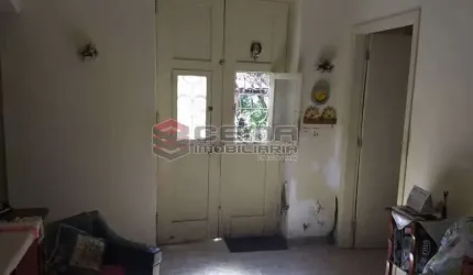 Casa com 4 quartos à venda na Rua das Laranjeiras, Laranjeiras, Rio de Janeiro, 130 m2 por R$ 890.000