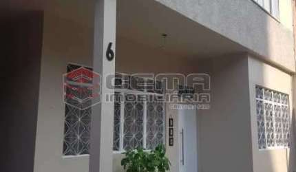Casa com 4 quartos à venda na Travessa Paulo César, Jardim Panamá, Duque de Caxias, 200 m2 por R$ 570.000