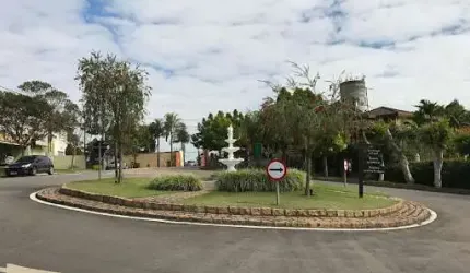 Terreno à venda, 625 m² por R$ 695.000,00 - Pinheirinho - Vinhedo/SP