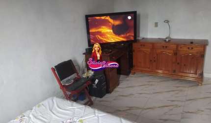 Casa para Locação em Santos, Estuário, 1 dormitório, 1 banheiro