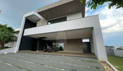Sobrado à venda no Condomínio Residencial Vila A Park em Foz do Iguaçu.