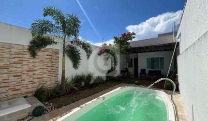 Casa à venda no bairro Jardim Ana Cristina em Foz do Iguaçu.