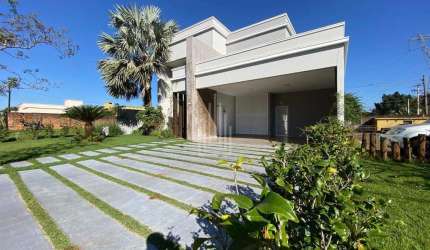 Residencia à venda no Condominio Arco Di Roma em Foz do Iguacu.