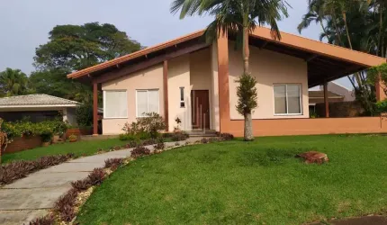 Casa à venda no Condomínio Residencial Vila B em Foz do Iguaçu-PR.