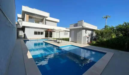 Casa alto padrão à venda em Foz do Iguaçu no Condomínio Residencial Esmeralda.