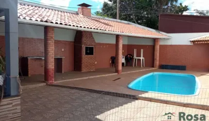 Casa para venda, 3 quartos, sendo 1 suíte, Cidade Alta, Cuiabá - CA6014
