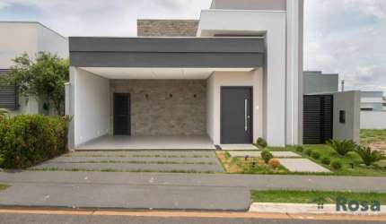 Casa Térrea à Venda com 3 Suítes no Condomínio Primor das Torres, Cuiabá. - CA6965