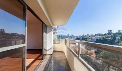 Apartamento a venda em rua exclusiva de Higienópolis, com varanda e vista espetacular do Pacaembu, 231m2, 4 quartos, 3 vagas - R$1.915.000,00